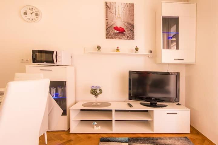 Apartments Mila Klenovica Pokoj fotografie